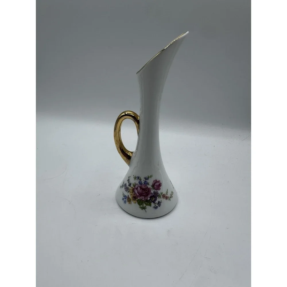 Porcelanas Guillen Madrid Porcelain Bud Vase‎ White Floral Gold Handle Spain